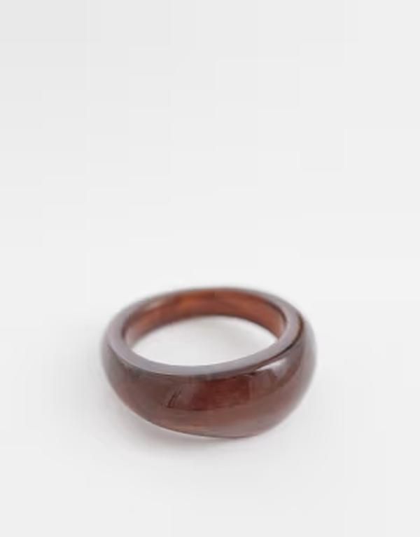 デザインビーロンドン レディース アクセサリー リング DesignB London resin ring in dark BROWN ブラウン