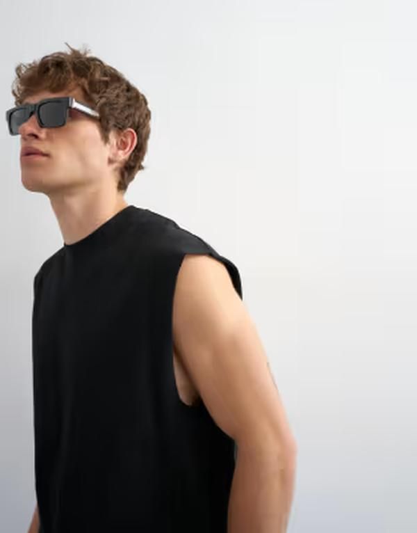 トップマン メンズ トップス ベスト リラックスフィット Tシャツ ノースリーブ クロップド Topman relaxed fit cropped sleeveless Tshirt Black ブラック