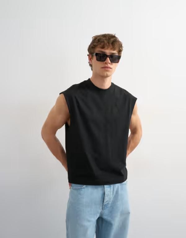 トップマン メンズ トップス ベスト リラックスフィット Tシャツ ノースリーブ クロップド Topman relaxed fit cropped sleeveless Tshirt Black ブラック