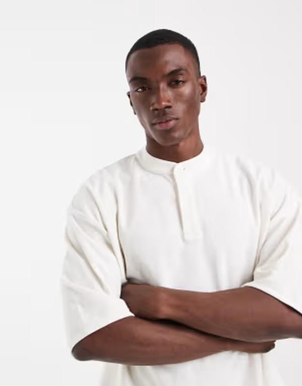 エイソス メンズ トップス Tシャツ ヘンリーネック ASOS DESIGN boxy oversized tshirt withenley neck and elastic hem in cream texture Coconut milk クリーム