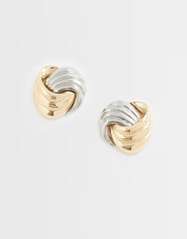 エイソス レディース アクセサリー ピアス・イヤリング ASOS DESIGN stud earrings with knot design in mixed silver and gold tone SILVER AND GOLD MIX ゴールド
