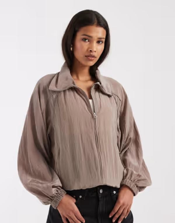 アンドアザーストーリーズ レディース アウター ジャケット・ブルゾン ナイロン Other Stories nylon short bomber jacket with waist pleat detail in mole