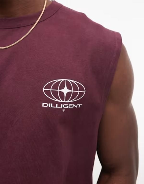 エイソス メンズ トップス ベスト グラフィック ASOS DESIGN heavyweight oversized tank with street graphic wash PORT ROYAL バーガンディ