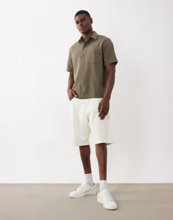 ジャック アンド ジョーンズ メンズ ボトムス ハーフパンツ・ショーツ ショートパンツ デニム Jack Jones Alex baggy denim shorts in cream Cloudancer クリーム