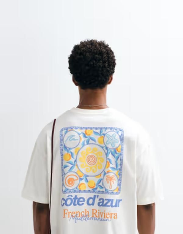 エイソス メンズ トップス Tシャツ フラワー柄 プリント フラワー ASOS DESIGN oversized Tshirt with floral print Coconut milk オフホワイト