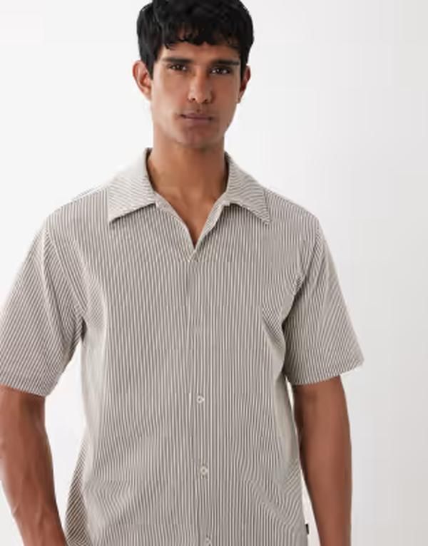 ジャック アンド ジョーンズ メンズ トップス ベスト シャツ Jack Jones premium short sleeve striped textured shirt Morel ブラウン 14,896円