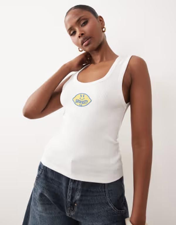 エイソス レディース トップス ベスト リブ ASOS DESIGN ribbed tank top with lemon sticker embroidery WHITE ホワイト