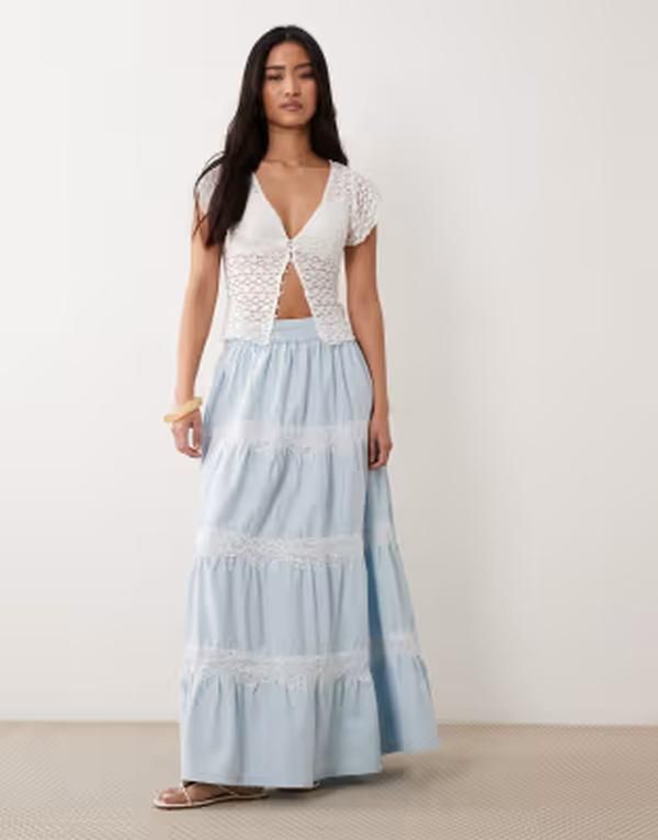 ミスセルフフリッジ レディース ボトムスカート レース マキシ Misselfridge lace mix chambray maxi skirt in light blue wash Light blue wash ブルー 19,066円