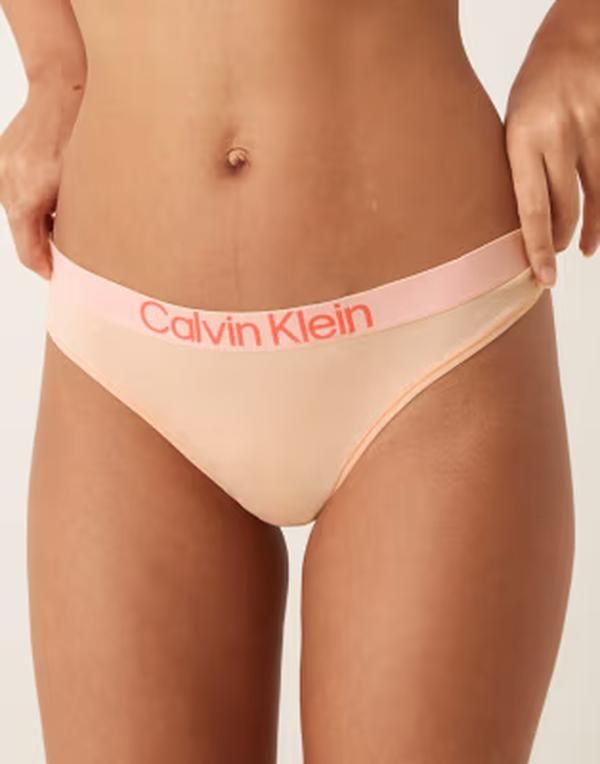 カルバンクライン レディース アンダーウェア ブリーフパンツ コットン Calvin Klein Extra Soft Cotton thong in peach bliss ピーチ