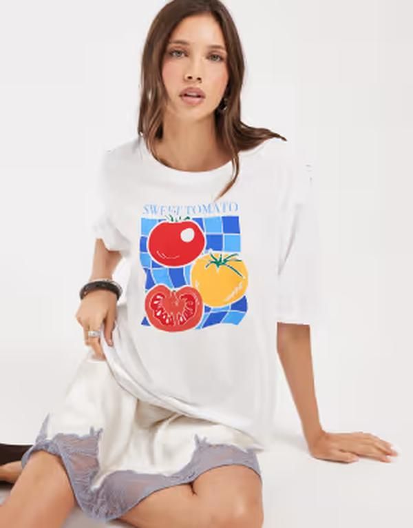 オンリー レディース トップス Tシャツ グラフィック ONLY tomato graphic oversized Tshirt Bright White ホワイト