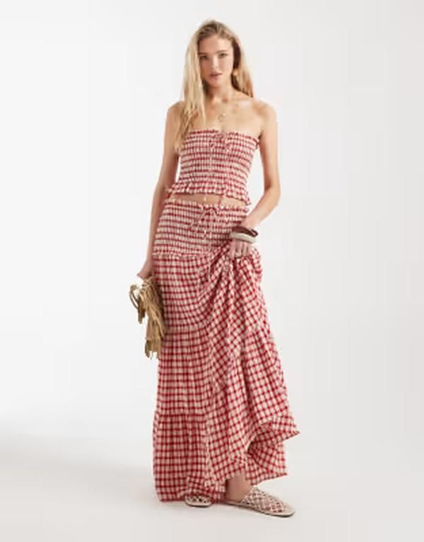 エイソス レディース ボトムスカート ティアード ギンガムチェック マキシ ギンガム ASOS DESIGN shirred waistiered maxi skirt in gingham seersucker part of a setBC 15,525円