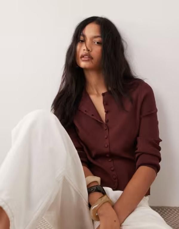 エイソス レディース アウター カーディガン クルーネック ASOS DESIGN compact crew neck cardigan with self covered buttons in chocolate チョコレート