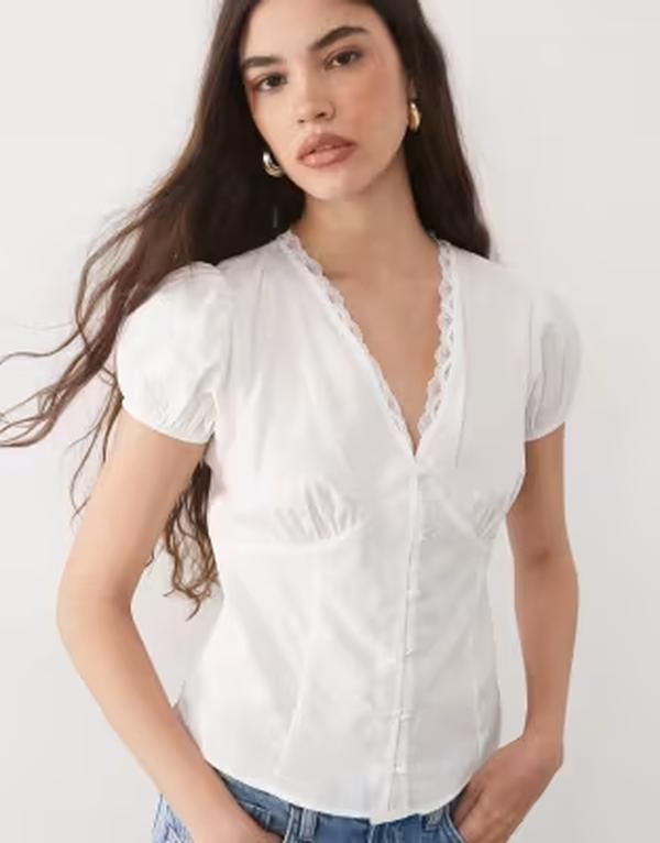 ミスセルフフリッジ レディース トップス シャツ Vネック レース Misselfridge vneck lace detailing fitted shirt WHITE ホワイト
