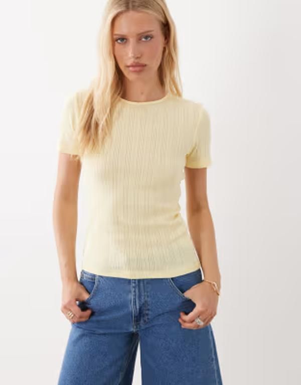 ジェイディーワイ レディース トップス Tシャツ JDY pointelle tshirt in light yellow イエロー