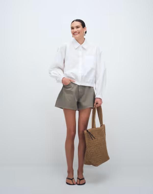 エイソス レディース ボトムス ハーフパンツ・ショーツ ハイウエスト ショートパンツ デニム ASOS DESIGN high waist denim shorts Khaki カーキ