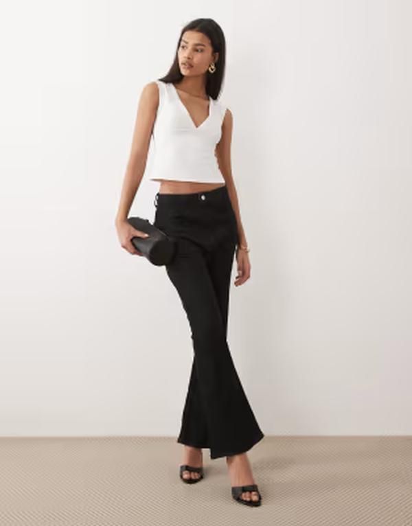モーテル レディース トップス シャツ Motel Emberly plunge top WHITE ホワイト