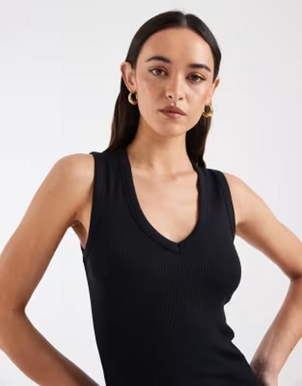 エイソス レディース トップス ベスト Vネック リブ ASOS DESIGN longline ribbed vneck tank top Black ブラック