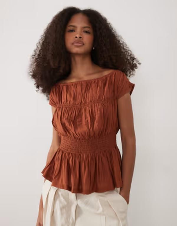 スリードベア レディース トップス シャツ キャップ Threadbare shirred cap sleeve top in rust ラスト