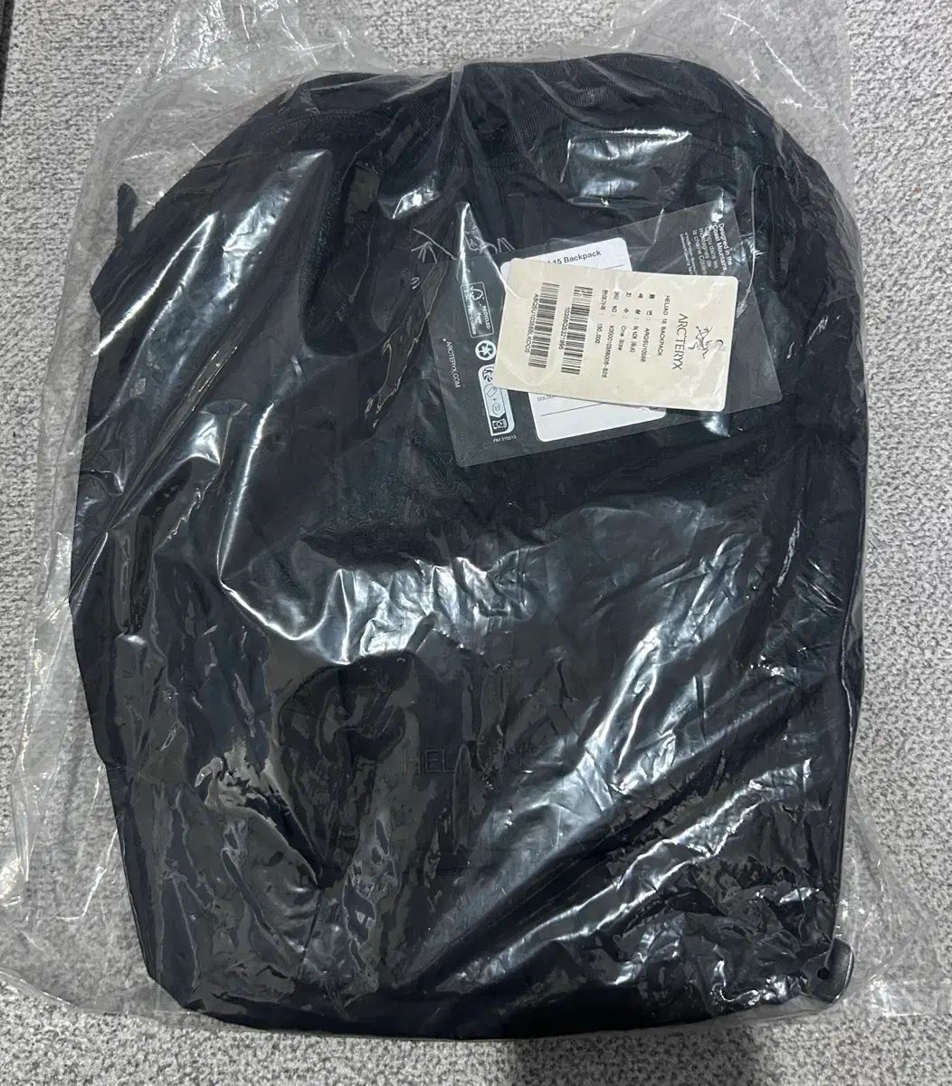 アークテリクス 26ss ヒリアド15 新品