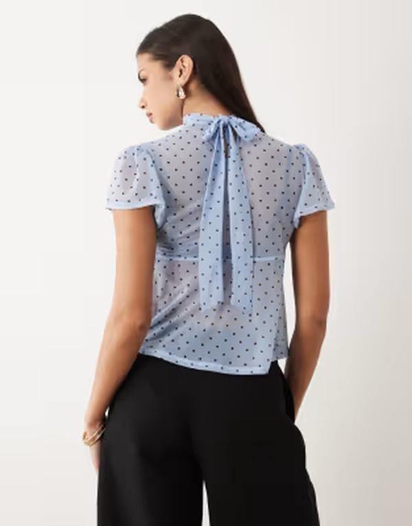 エイソス レディース トップス シャツ ドット メッシュ ASOS DESIGN floaty mesh flutter sleeve top with tie back detail polka dots Blue polka dot ブルー