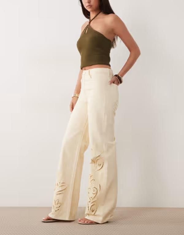 マンゴ レディース ボトムス デニムパンツ コットン ジーンズ Mango Doja 100 cotton straight jeans with embroidery detail in buttermilk yellow イエロー