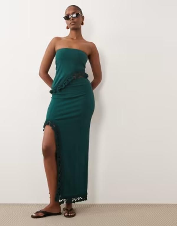 エイソス レディース ボトムスカート ASOS DESIGN crinkle high slit skirt with tassel detailing in teal part of a seteal Blue ブルー