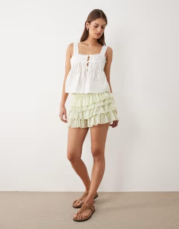 ミスセルフフリッジ レディース ボトムス ハーフパンツ・ショーツ ショートパンツ レース Misselfridge lace mix bloomer shorts in mint ミント