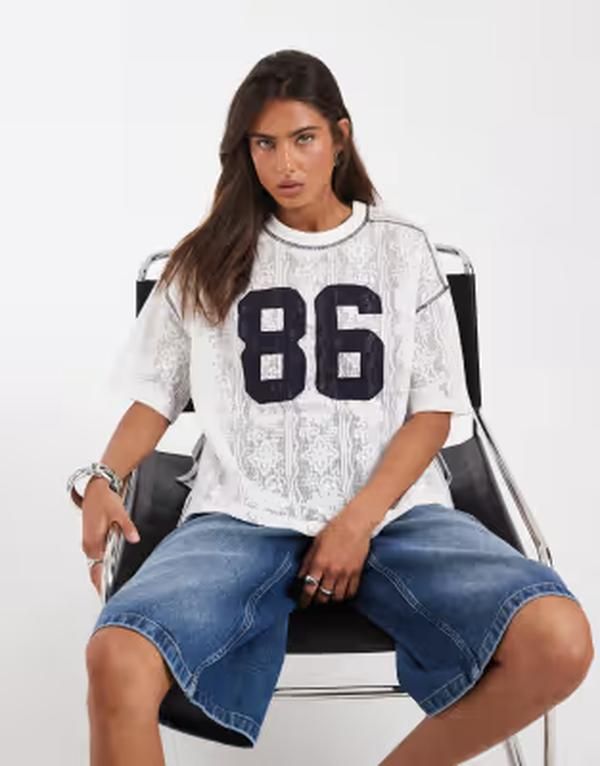 エイソス レディース トップス Tシャツ レース グラフィック ASOS DESIGN oversized crochet lace tshirt with sporty number graphic in cream クリーム