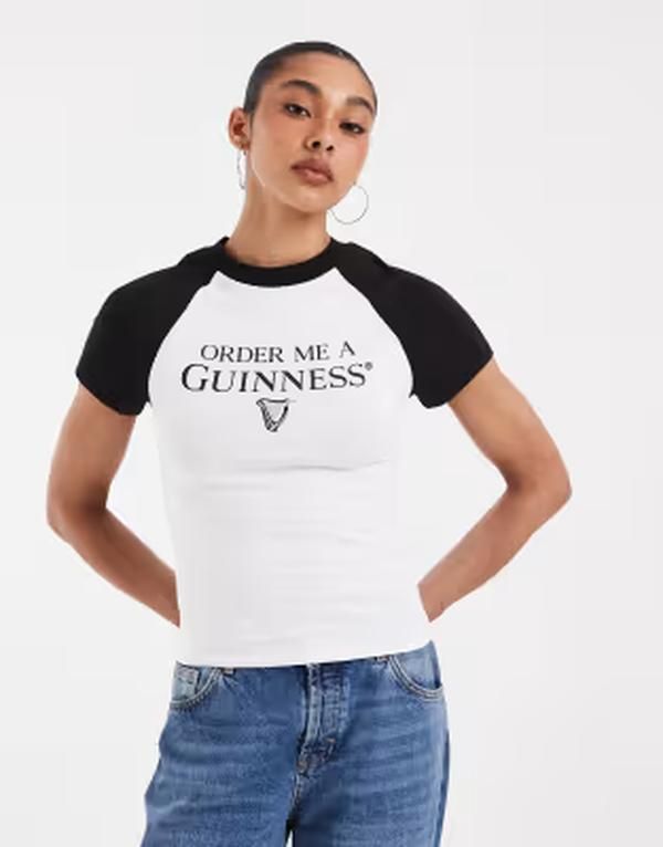 エイソス レディース トップス Tシャツ プリント ASOS DESIGN X GUINNESS baby tee with print WHITE ホワイト