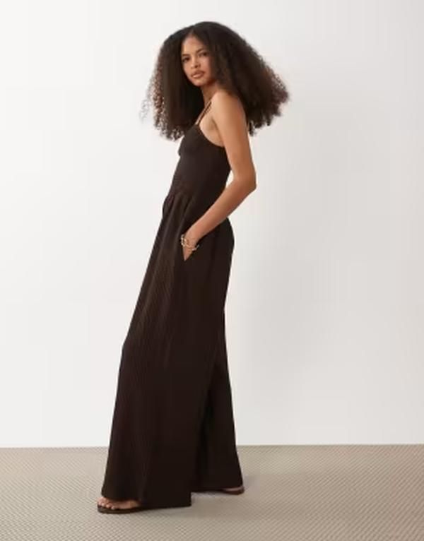ブレーブソウル レディース トップス ジャンプスーツ ジャージー Brave Soul textured jersey jumpsuit with shirred bodice in chocolate BROWN ブラウン