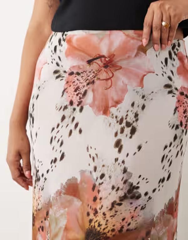 エイソス レディース ボトムスカート フラワー柄 メッシュ シアー マキシ フラワー ASOS Curve ASOS DESIGN Curve sheer mesh maxi skirt in spotted floral Spotted Floral エイソス レディース ボトムスカート フラワー柄 メッシュ シアー マキシ フラワー ASOS Curve ASOS DESIGN Curve sheer mesh maxi skirt in spotted floral Spotted Floral