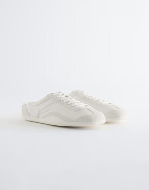 アンドアザーストーリーズ レディース シューズ スニーカー スエード レザー Other Stories realeather mule sneakers with real suede trim WHITE ホワイト