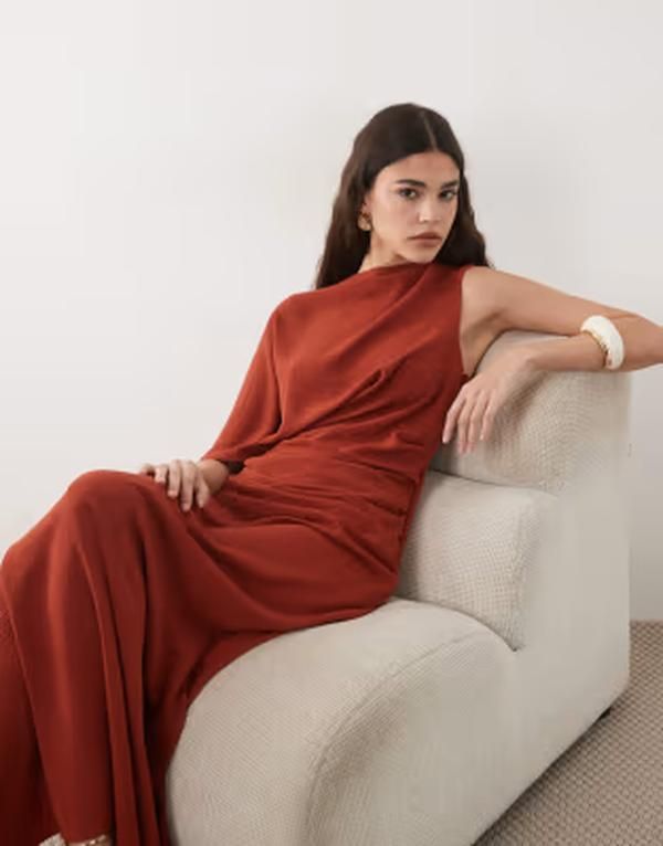 エイソス レディース トップス ワンピース マキシ ASOS DESIGN one sleeve maxi dress with pleat waist detail in rust ラスト