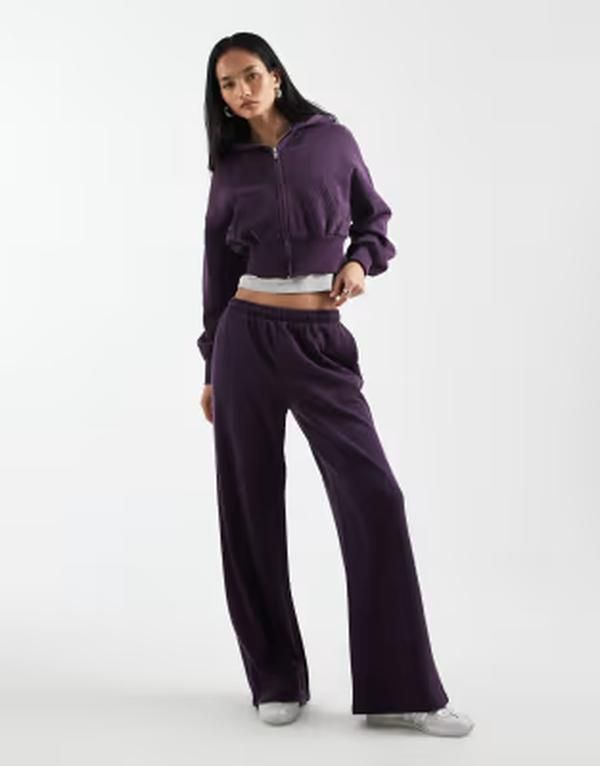 コットンオン レディース ボトムス カジュアルパンツ ワイドレッグ スウェットパンツ Cotton wide leg sweatpants in dark mulberry part of a set DARK MULBERRY
