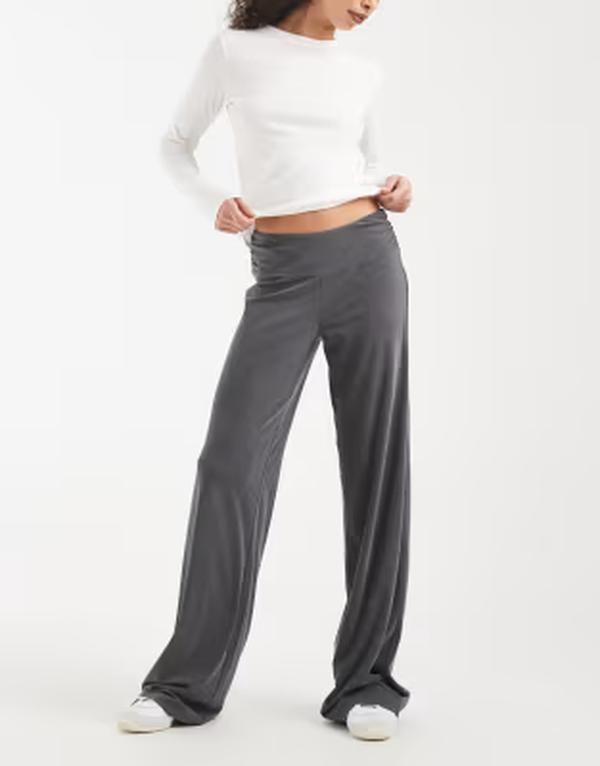 コットンオン レディース ボトムス カジュアルパンツ ギャザー Cotton Honey ruched pants in charcoal チャコール