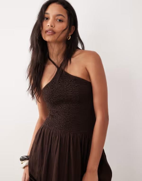 エイソス レディース トップス ワンピース ミディ ホルター ASOS DESIGN crinkle cami halter midi dress in chocolate チョコレート