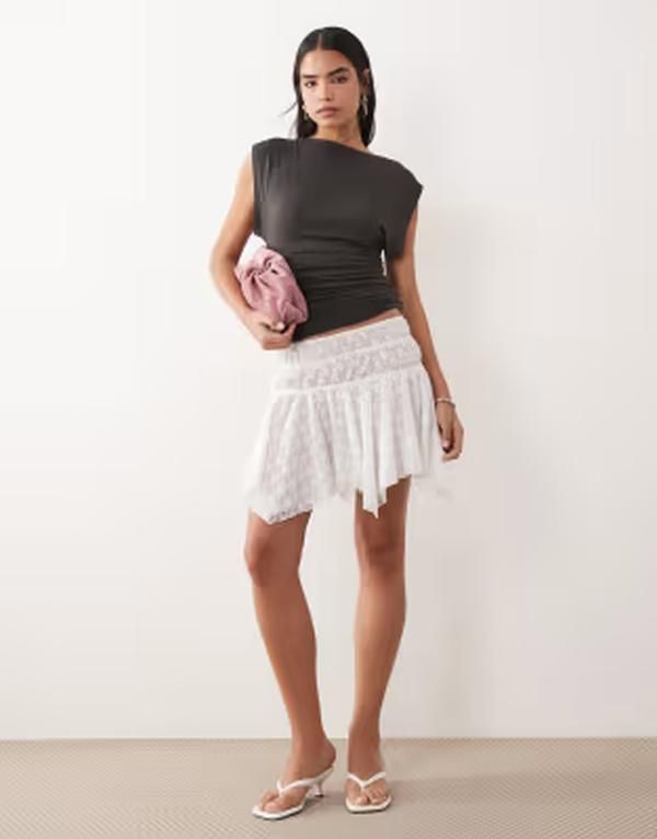 エイソス レディース ボトムスカート アシンメトリー ミニ レース ASOS DESIGN asymmetric lace layered mini skirt White ホワイト