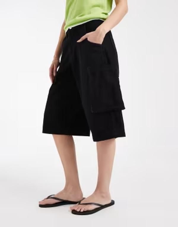 エイソス レディース ボトムス ハーフパンツ・ショーツ ショートパンツ ASOS DESIGN bermuda longer shorts Black ブラック