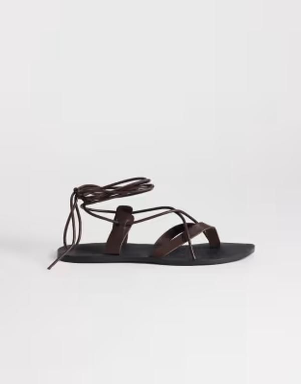 トップショップ レディース シューズ サンダル Topshop Maisie strappy flat sandals in chocolate チョコレート