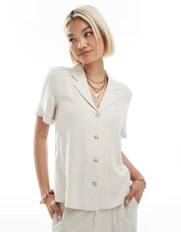 オブジェクト レディース トップス シャツ リネン Object linen touch shirt in cream part of a set Sandshell クリーム 15,584円