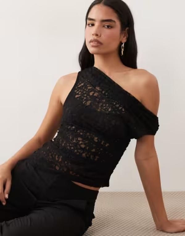 エイソス レディース トップス シャツ アシンメトリー ギャザー シアー レース ASOS DESIGN sheer lace ruched asymmetric top Black ブラック