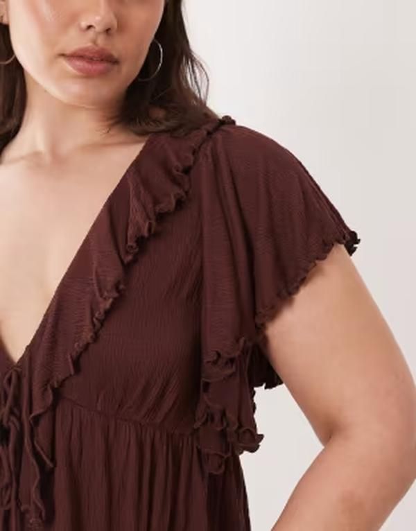 エイソス レディース トップス シャツ フリル ASOS Curve ASOS DESIGN Curve crinkle plunge ruffle flutter sleeve top in chocolate チョコレート