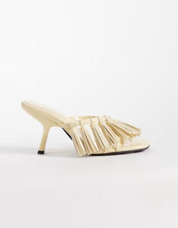 エイソス レディース シューズ サンダル ヒール ASOS DESIGN Hibernate tassel trimid heeled mules in buttermilk