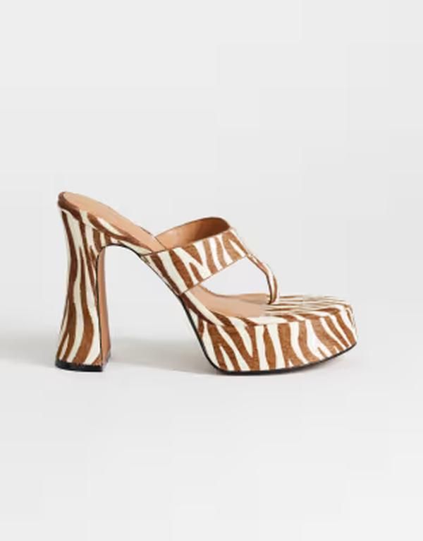 トップショップ レディース シューズ サンダル プラットフォーム レザー ヒール Topshop Nima realeather withair platform heeled toe thong sandals in zebra アニマル