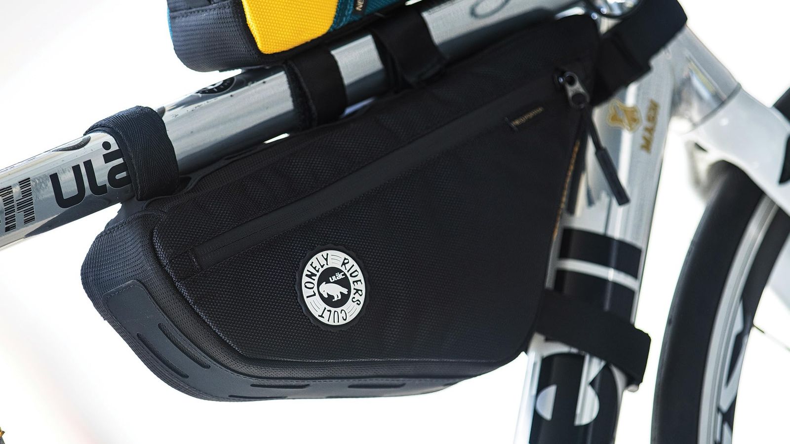 新品 ULAC NOMADPAK:TOURING MAX 2.2L 自転車フレームバッグ