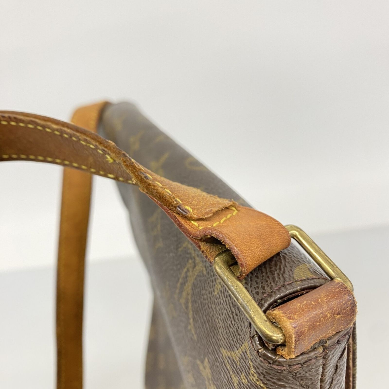 ルイ・ヴィトン(Louis Vuitton) ルイ・ヴィトン ショルダーバッグ