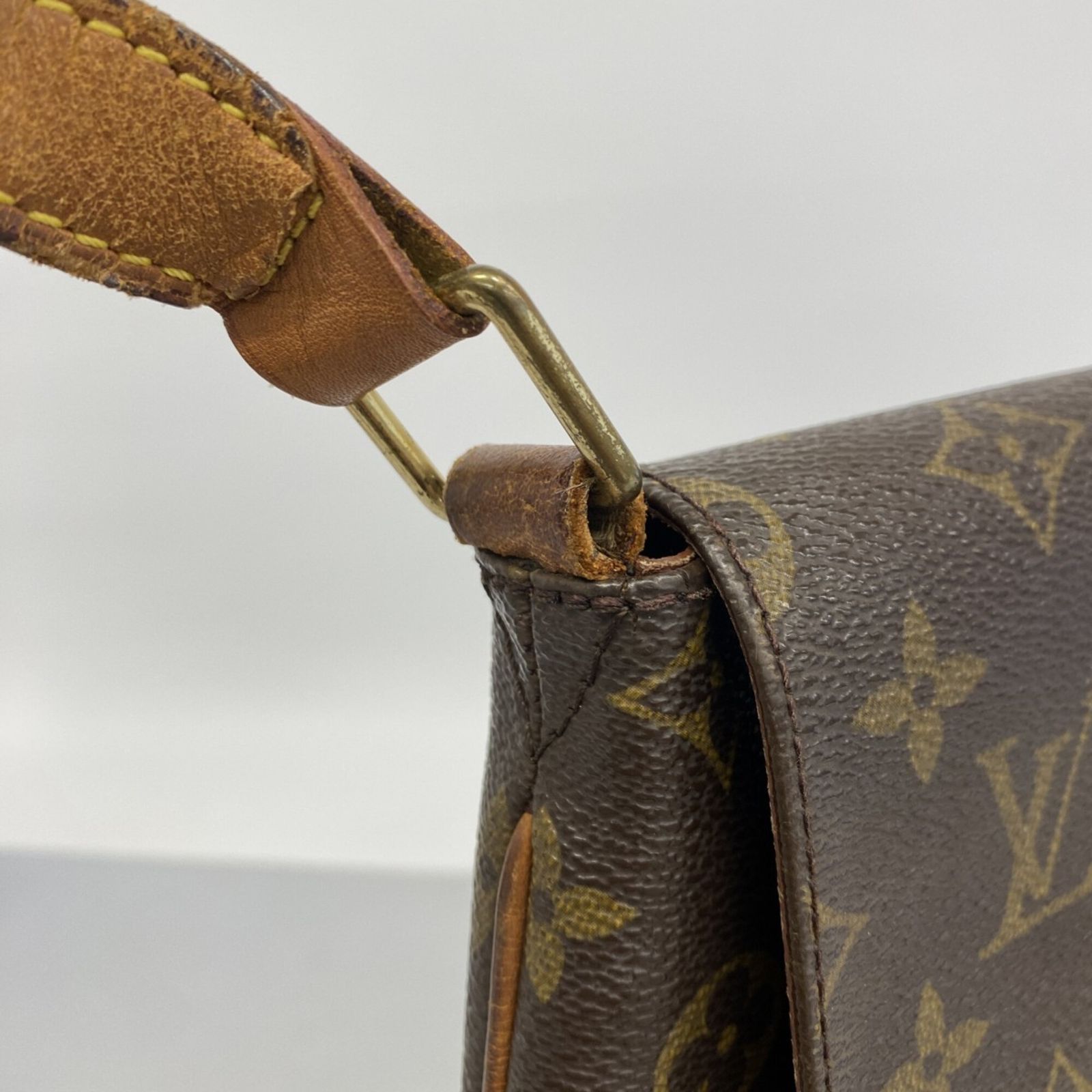 ルイ・ヴィトン(Louis Vuitton) ルイ・ヴィトン ショルダーバッグ