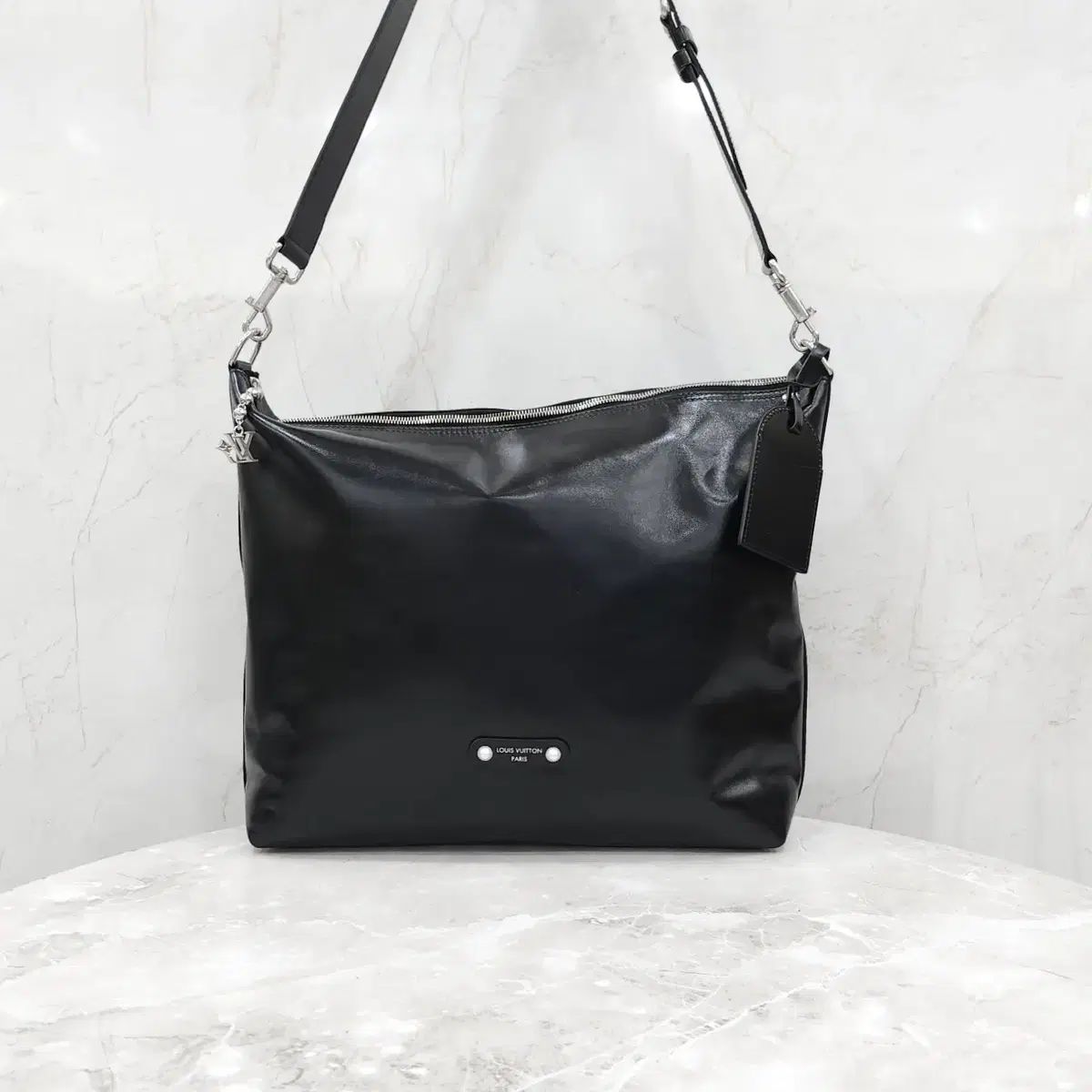 ルイヴィトン 배가본드 HOBO BAG クロスバック M13986