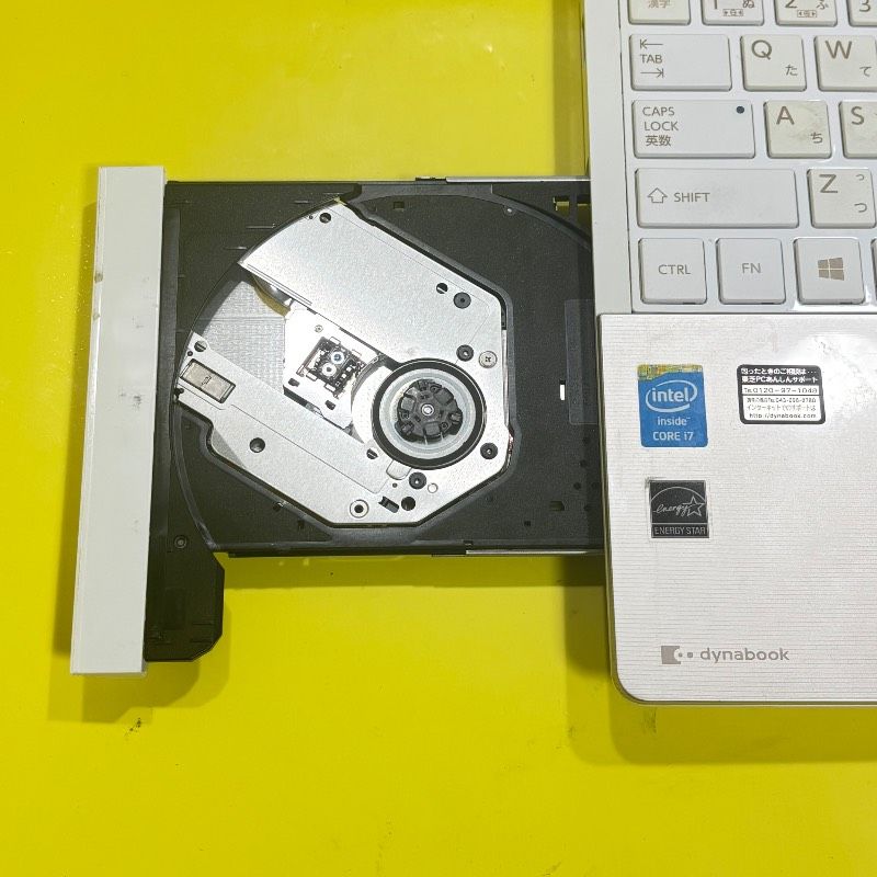 爆速Core i7☆dynabookノートパソコン☆メモリ8GB 新品SSD windows11