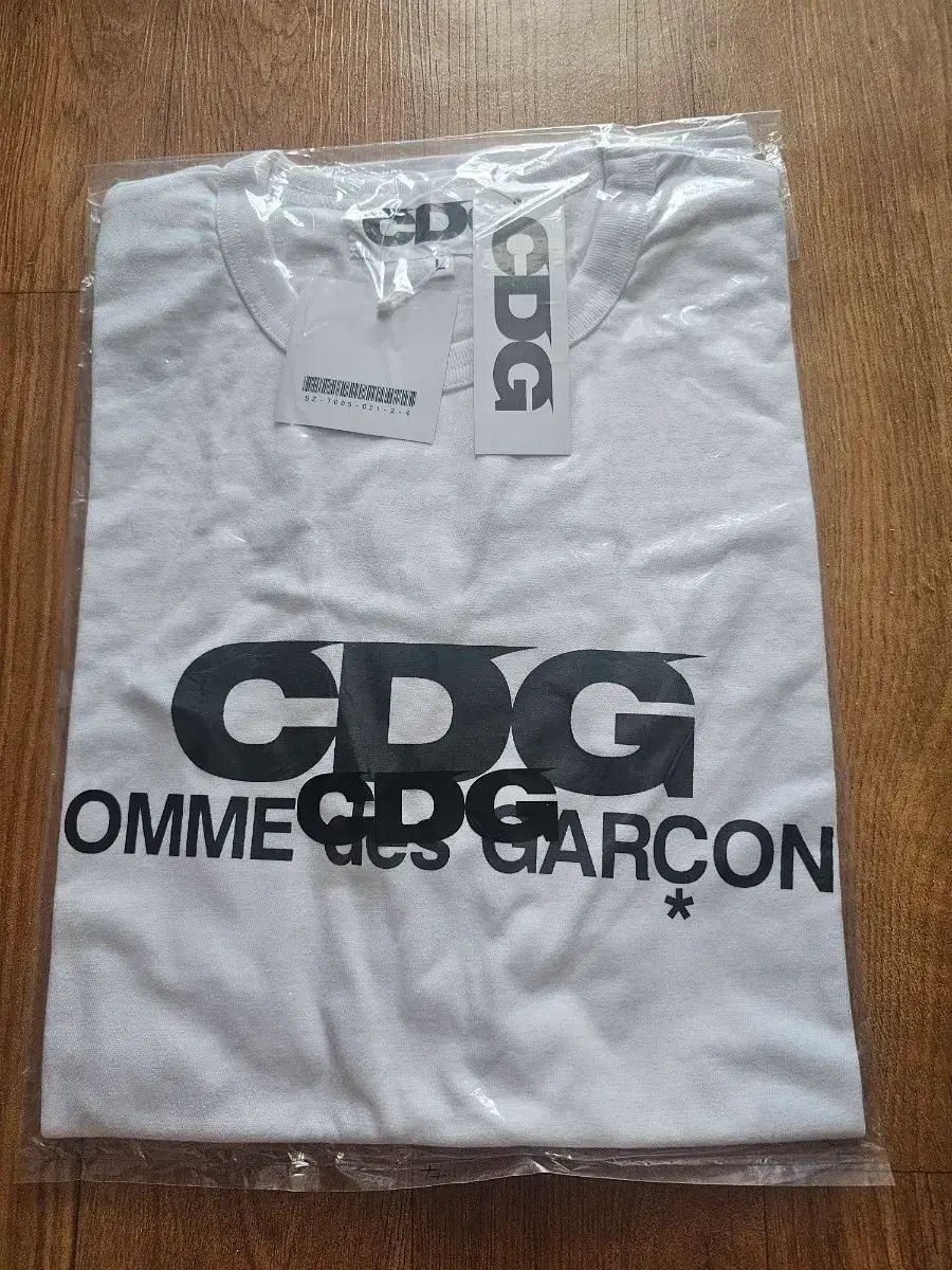 CDG コム・デ・ギャルソン 半袖 Tシャツ 白 L